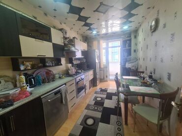 Yeni tikili: Bakıxanov qəs., 3 otaqlı, Yeni tikili, m. Qara Qarayev, 113 kv. m — 18