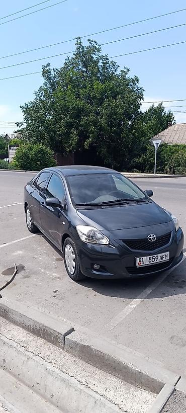 карине е: Toyota Yaris: 2010 г., 1.5 л, Автомат, Седан — 4