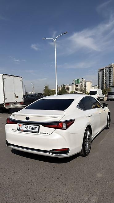 Lexus: Lexus ES: 2019 г., 2.5 л, Вариатор, Гибрид, Седан — 5
