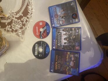 soyuducu 2 ci əl: Dörd videooyun diskindən ibarət kolleksiya, PlayStation 4 konsolu üçün