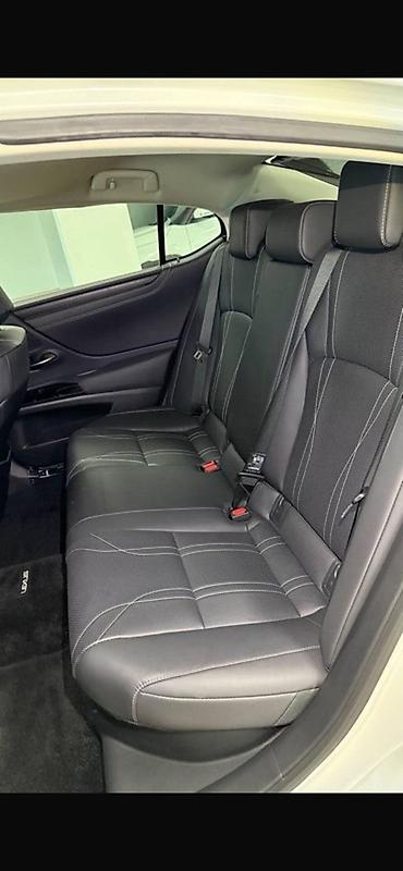крышка багажника пассат: Lexus ES: 2022 г., Гибрид, Седан — 6