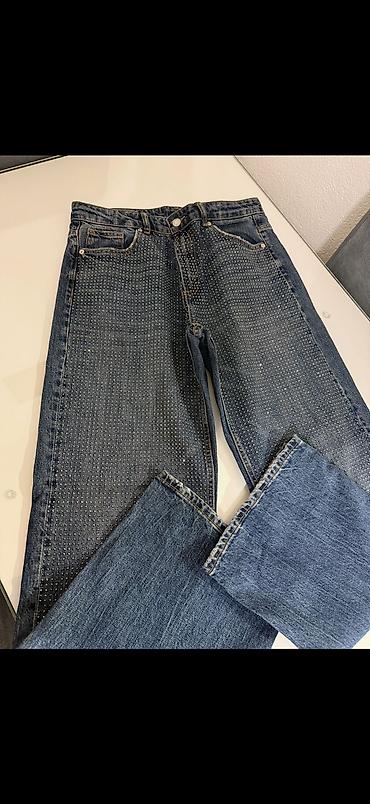 stradivarius rokovnik: Zara RELAXED MID-WAIST RHINESTONE JEANS 38 velicina - Model: ženske — 5
