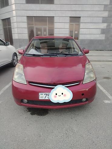 prius on şuşə: Toyota Prius: 1.5 l | 2006 il Hetçbek — 1