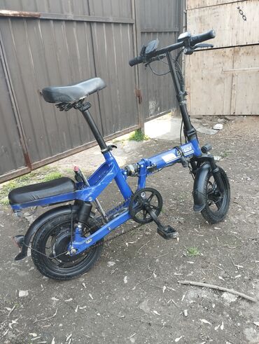велосипед трёхколёсный: Детский электрокар, Б/у