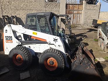avtocar: Bobcat S220 skid steer yükləyici Xüsusiyyətlər: - Model: Bobcat S220 — 1