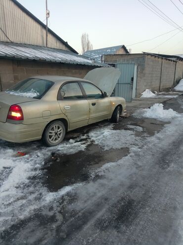 сатам алмашам: Daewoo Nubira: 1999 г., 1.5 л, Механика, Бензин, Седан