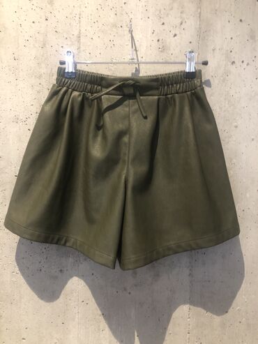 tricetvrt pantalone: Bоја - Zelena