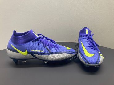 зальники для футбола в бишкеке: Эркектердин кроссовкасы, 38, Nike, Жаңы, түсү - Көк, Акысыз жеткирүү, Өзү алып кетүү