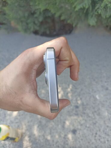 zaryatqa aparatı: IPhone 15 Pro, 256 ГБ, Space Gray, Отпечаток пальца, Беспроводная зарядка, Face ID