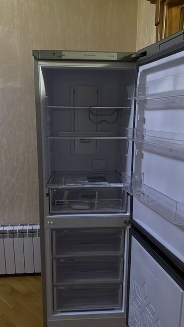 Soyuducular: 2 qapılı Soyuducu Satılır, rəng - Boz lalafo.az -da Soyuducular: 2 qapılı Soyuducu Satılır, rəng - Boz