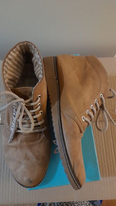 Ботинки и ботильоны: Женская обувь, размер 38, фирменные: - Ботиночки, цвет коричневый at lalafo.kg — 10 Ботинки и ботильоны: Женская обувь, размер 38, фирменные: - Ботиночки, цвет коричневый — 10