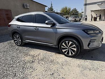 BYD: BYD Song Plus: 2023 г., Гибрид, Кроссовер — 11