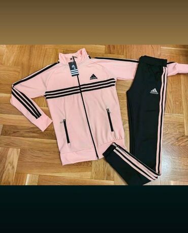 Gornji i donji deo: Zenske trenerke S,M,L,XL,XXL,3XL velicine za samo 3600 din
pb — 7