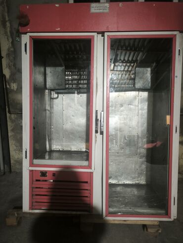 витринный холодильник цена: İki qapılı vitrin soyuducu - Ön hissəsi şüşəli, içi işıqlandırmaya