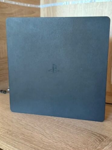 playstation 4 ucuz: Sony PlayStation 4 Slim oyun konsolu Xüsusiyyətlər: - Kompakt “Slim”