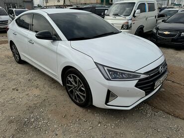 авант: Hyundai Avante: 2019 г., 1.6 л, Автомат, Бензин, Седан