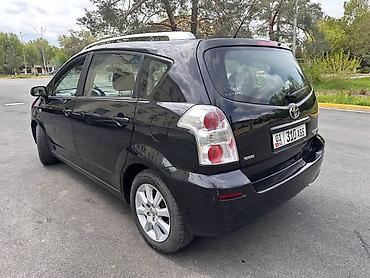 Toyota: Toyota Corolla Verso: 2008 г., 1.6 л, Механика, Газ, Минивэн — 3