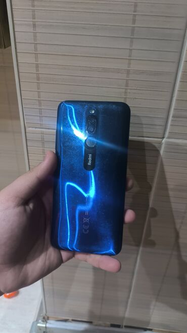 Xiaomi: Xiaomi Redmi 8, 64 GB, rəng - Göy, 
 Qırıq, Sensor, Barmaq izi