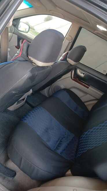 Kia: Kia Sorento: 2.5 l | 2004 il Ofrouder/SUV — 6