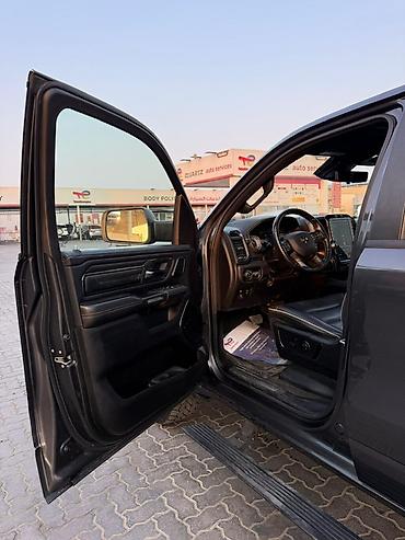 Dodge: Dodge Ram 1500: 2022 г., 5.7 л, Автомат, Бензин, Пикап — 9