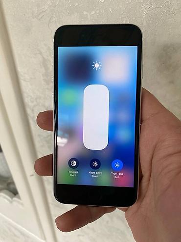 Apple iPhone: IPhone SE 2020, 64 ГБ, Черный, 74 % — 3