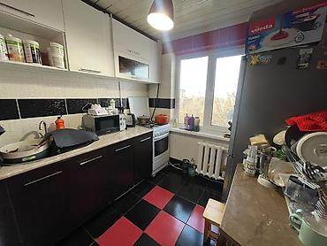 104: 3 комнаты, 58 м², 3 мкр 104 серия, 4 этаж, Старый ремонт — 10