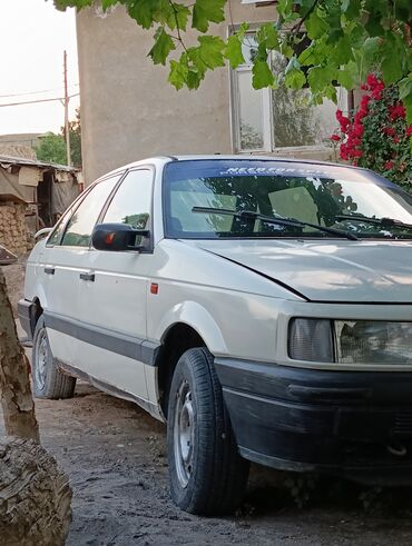 митсубиши спес стар: Volkswagen Passat: 1989 г., 1.8 л, Механика, Бензин, Седан