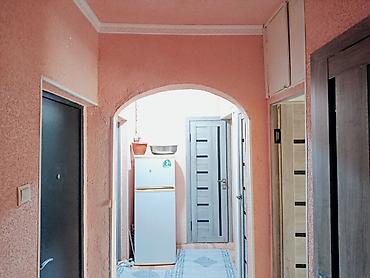 швейные цехи: 2 комнаты, 38 м², 105 серия, 1 этаж — 4