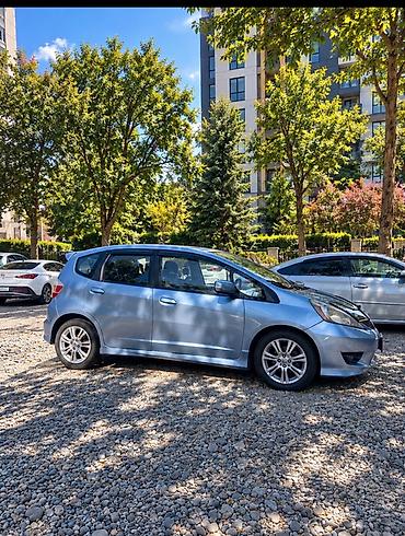 жааз: Honda Fit: 2011 г., 1.5 л, Автомат, Бензин, Хэтчбэк — 4