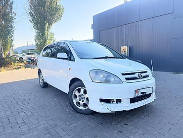 Toyota Ipsum: 2003 г., 2.4 л, Автомат, Бензин