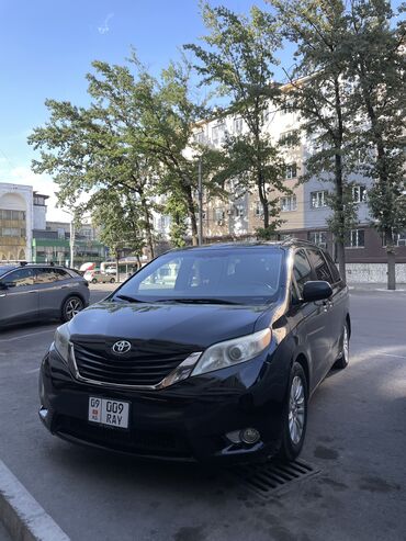 меняю на авто обмен: Toyota Sienna: 2015 г., 3.5 л, Автомат, Бензин, Вэн/Минивэн