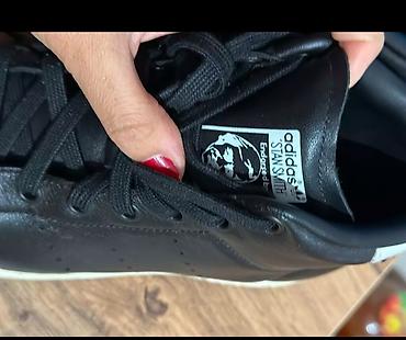 nike react: Adidas original, натуральная кожа состоянии отличное размер 36 почти — 9