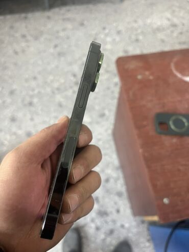 Apple iPhone: IPhone 13 Pro, Б/у, 128 ГБ, Зеленый, Защитное стекло, Зарядное устройство, Чехол, 79 % — 2