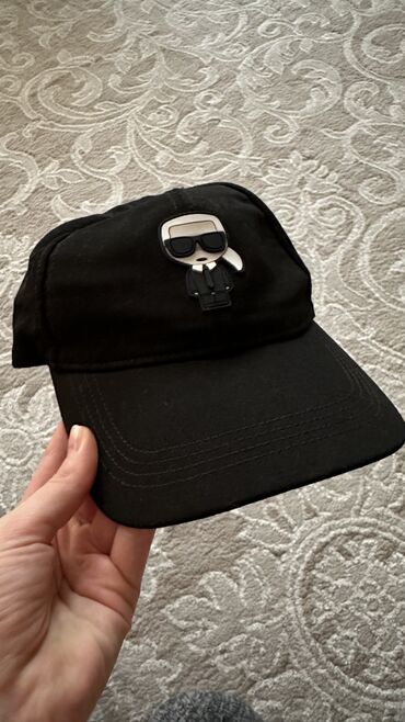 кепка шапка: One size, түсү - Кара