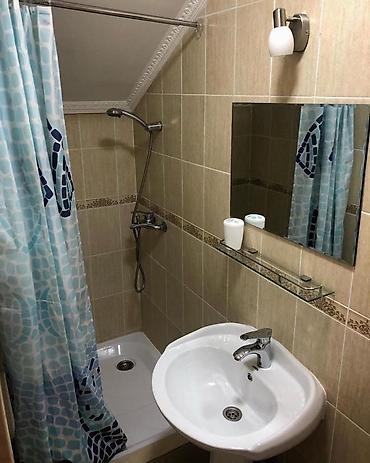 Продажа коттеджей и домов: Продается коттедж в ЦО Лазурный берег Общая площадь 120 кв м Участок 3 at lalafo.kg — 19 Продажа коттеджей и домов: Продается коттедж в ЦО Лазурный берег Общая площадь 120 кв м Участок 3 — 19