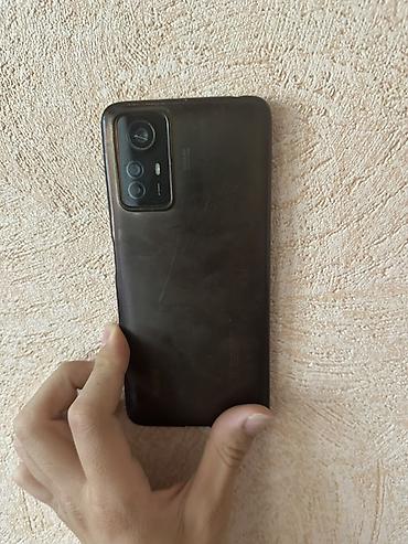 ми 12 х: Redmi, Redmi 12C, Б/у, 256 ГБ, цвет - Черный — 1