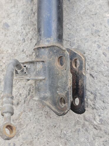 Амортизаторы, пневмобаллоны: Передний амортизатор, Комплект амортизаторов Subaru 1999 г., Б/у, Оригинал, Германия — 12