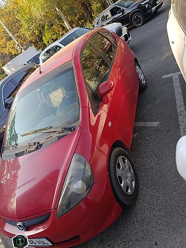 тайота vitiz: Honda Jazz: 2004 г., 1.3 л, Механика, Бензин, Хэтчбэк — 3