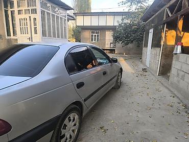 скутер токмок: Toyota Avensis: 2001 г., 1.8 л, Кол менен иштөөчү, Бензин, Седан — 8