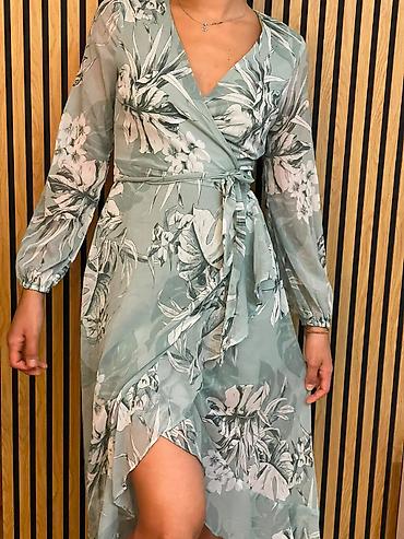 versace torbice: Nova GUESS haljina. Idealna za letnje i jesenje svečane prilike — 1