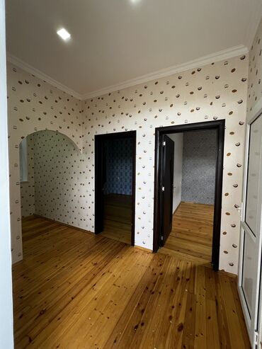 Həyət evləri və villaların satışı: Binəqədi qəs. 3 otaqlı, 90 kv. m, Yeni təmirli — 3