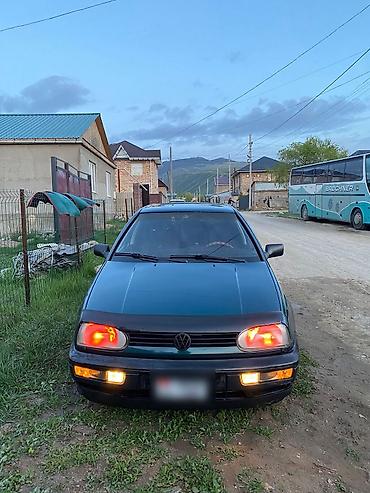 cla 45: Volkswagen Golf: 1993 г., 1.8 л, Механика, Бензин, Хэтчбэк — 1