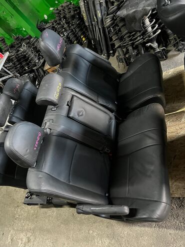 Сиденья: Комплект сидений, Кожа, Toyota 2009 г., Б/у, Оригинал, Япония at lalafo.kg — 8 Сиденья: Комплект сидений, Кожа, Toyota 2009 г., Б/у, Оригинал, Япония — 8