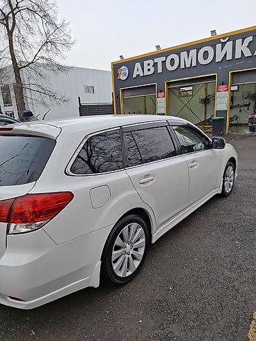 8: Subaru Legacy: 2010 г., 2.5 л, Вариатор, Бензин, Универсал — 4