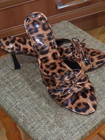 сабо медицинские: Leopard naxışlı qadın mabu (mule) ayaqqabılar - Stil: Açıq burunlu — 2