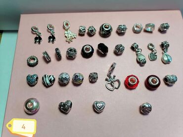 Privesci za nakit: Privesci pandora Cena 900din/kom — 5