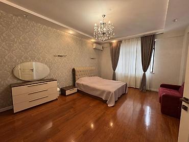 lalafo imslidə ev satilir: 28 May, 4 otaqlı, Yeni tikili, m. 28 may, 185 kv. m — 9