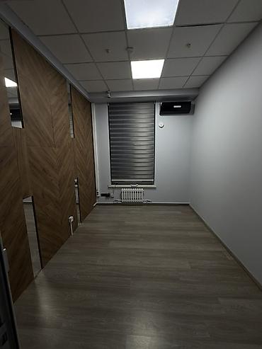 офисное: Аренда офисов, 320 м², В жилом комплексе, 1 линия, С оборудованием, С отдельной кухней — 6