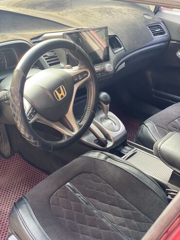 машина за 10000 долларов: Honda Civic: 2007 г., 1.8 л, Автоматтык, Бензин, Седан