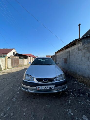 toyota raf4: Toyota Avensis: 2001 г., 1.8 л, Механика, Бензин, Хэтчбэк